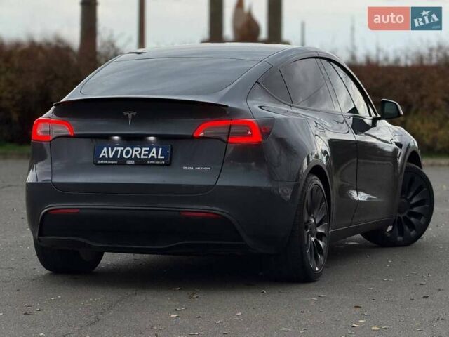Сірий Тесла Model Y, об'ємом двигуна 0 л та пробігом 70 тис. км за 31500 $, фото 16 на Automoto.ua