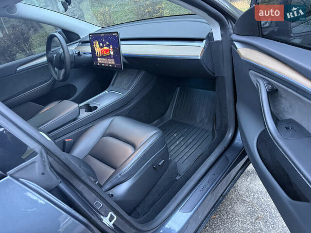 Сірий Тесла Model Y, об'ємом двигуна 0 л та пробігом 15 тис. км за 33000 $, фото 6 на Automoto.ua