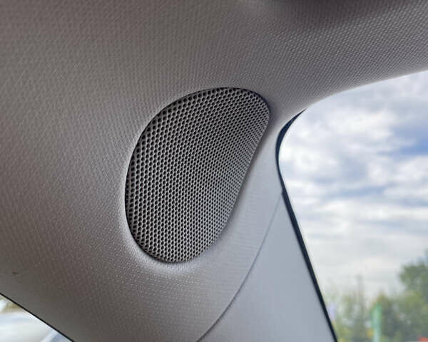 Сірий Тесла Model Y, об'ємом двигуна 0 л та пробігом 116 тис. км за 33000 $, фото 18 на Automoto.ua