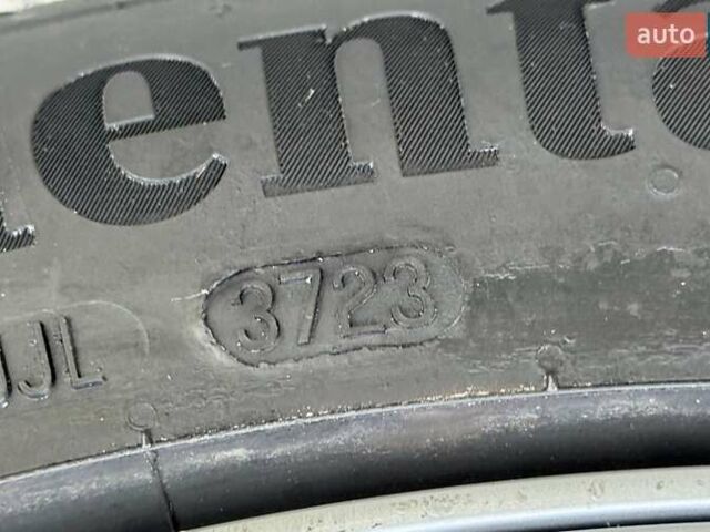 Серый Тесла Model Y, объемом двигателя 0 л и пробегом 15 тыс. км за 32000 $, фото 15 на Automoto.ua