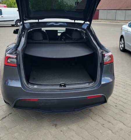 Серый Тесла Model Y, объемом двигателя 0 л и пробегом 18 тыс. км за 29500 $, фото 8 на Automoto.ua