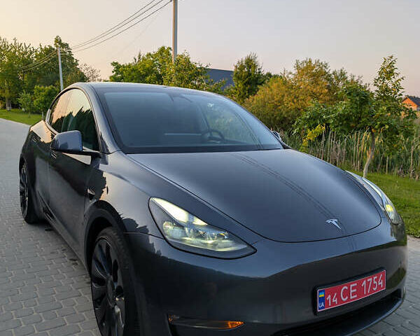 Серый Тесла Model Y, объемом двигателя 0 л и пробегом 47 тыс. км за 26000 $, фото 6 на Automoto.ua