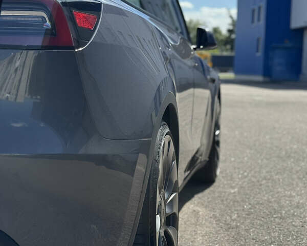 Серый Тесла Model Y, объемом двигателя 0 л и пробегом 36 тыс. км за 29900 $, фото 9 на Automoto.ua
