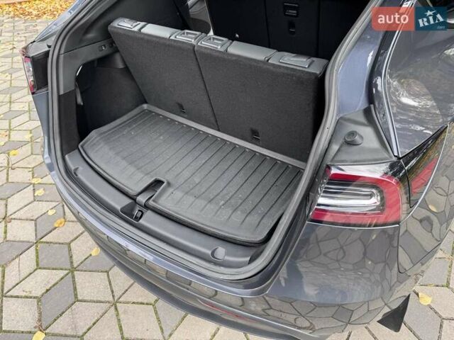 Тесла Model Y 2023 в Ровно на Automoto.ua Серый Тесла Model Y, объемом двигателя 0 л и пробегом 30 тыс. км за 30000 $, фото 55 на Automoto.ua