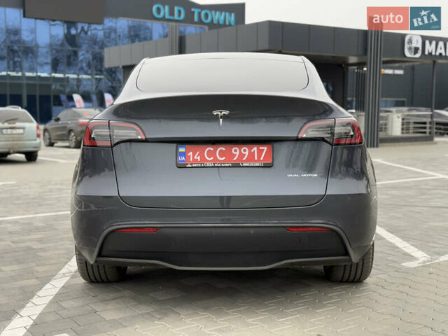 Серый Тесла Model Y, объемом двигателя 0 л и пробегом 27 тыс. км за 29500 $, фото 8 на Automoto.ua