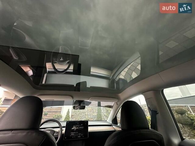 Серый Тесла Model Y, объемом двигателя 0 л и пробегом 7 тыс. км за 29950 $, фото 36 на Automoto.ua