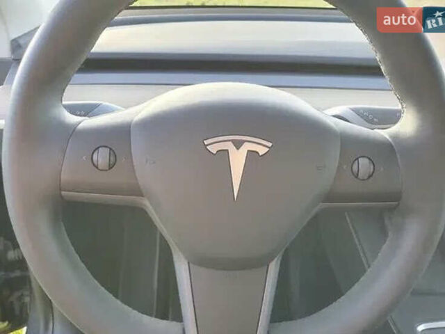 Серый Тесла Model Y, объемом двигателя 0 л и пробегом 39 тыс. км за 31000 $, фото 10 на Automoto.ua