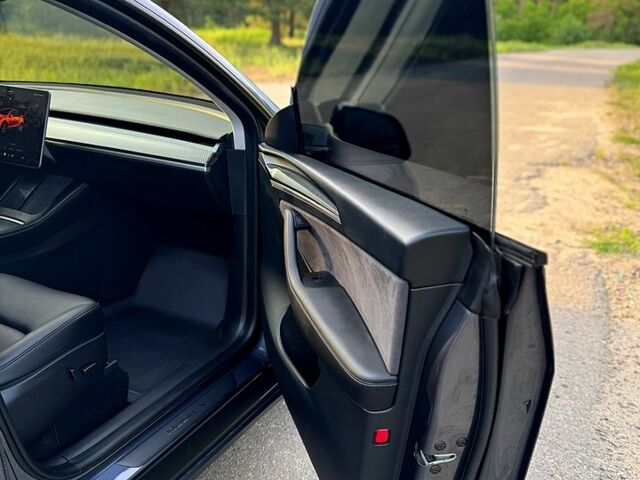 Серый Тесла Model Y, объемом двигателя 0 л и пробегом 8 тыс. км за 34500 $, фото 7 на Automoto.ua