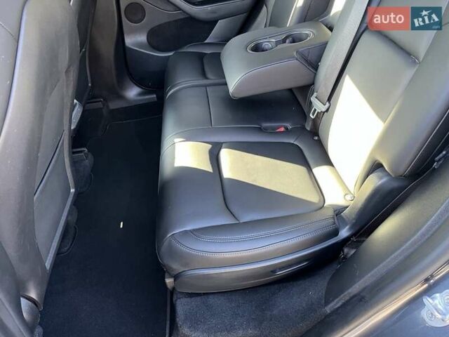 Тесла Model Y 2023 у Луцьку на Automoto.ua Сірий Тесла Model Y, об'ємом двигуна 0 л та пробігом 40 тис. км за 27900 $, фото 9 на Automoto.ua