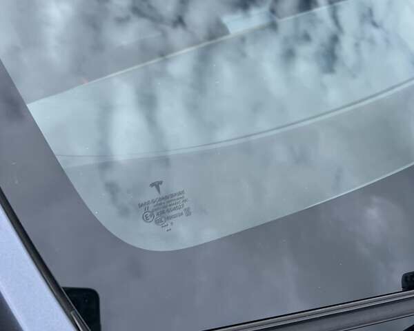 Тесла Model Y 2023 в Тячеве на Automoto.ua Серый Тесла Model Y, объемом двигателя 0 л и пробегом 32 тыс. км за 26700 $, фото 14 на Automoto.ua