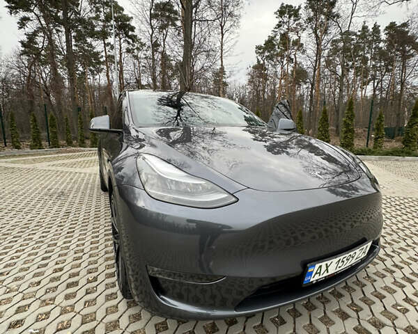Серый Тесла Model Y, объемом двигателя 0 л и пробегом 22 тыс. км за 32000 $, фото 5 на Automoto.ua