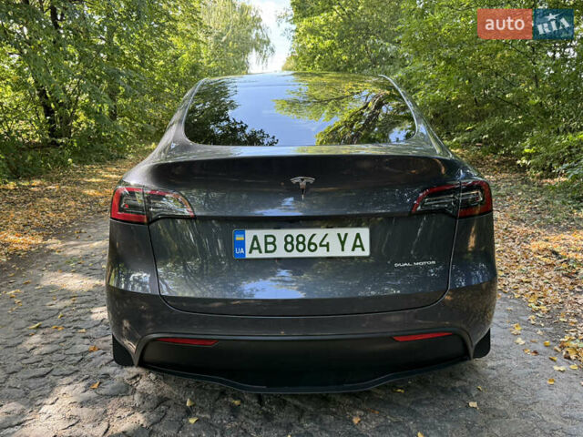 Серый Тесла Model Y, объемом двигателя 0 л и пробегом 32 тыс. км за 26500 $, фото 4 на Automoto.ua