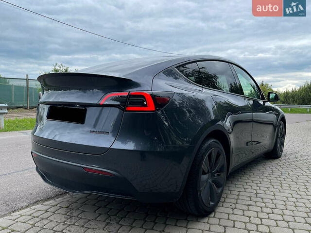 Серый Тесла Model Y, объемом двигателя 0 л и пробегом 19 тыс. км за 33700 $, фото 11 на Automoto.ua