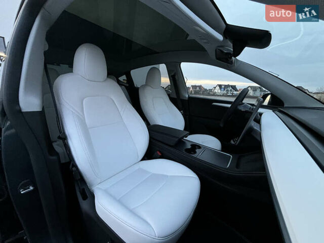 Серый Тесла Model Y, объемом двигателя 0 л и пробегом 10 тыс. км за 24800 $, фото 12 на Automoto.ua