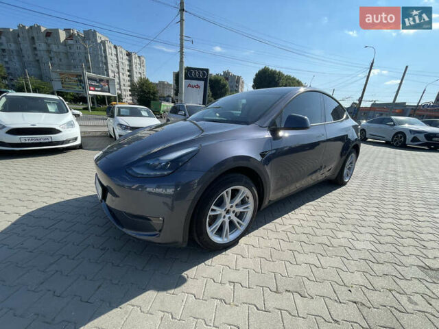 Серый Тесла Model Y, объемом двигателя 0 л и пробегом 60 тыс. км за 28000 $, фото 26 на Automoto.ua