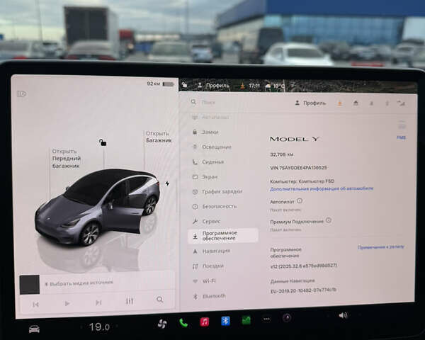 Серый Тесла Model Y, объемом двигателя 0 л и пробегом 32 тыс. км за 26999 $, фото 14 на Automoto.ua