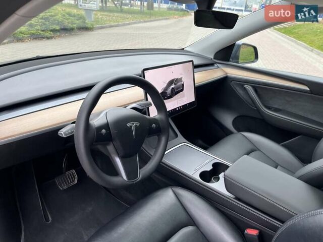 Серый Тесла Model Y, объемом двигателя 0 л и пробегом 60 тыс. км за 29000 $, фото 23 на Automoto.ua