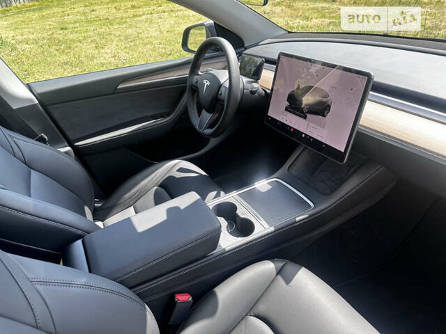 Серый Тесла Model Y, объемом двигателя 0 л и пробегом 31 тыс. км за 26500 $, фото 14 на Automoto.ua