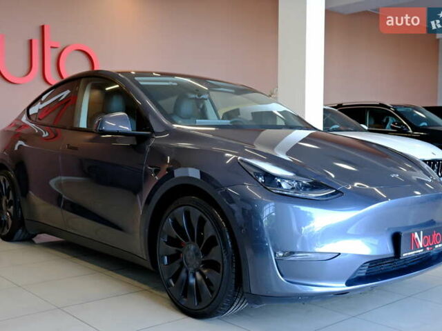 Серый Тесла Model Y, объемом двигателя 0 л и пробегом 42 тыс. км за 23900 $, фото 6 на Automoto.ua