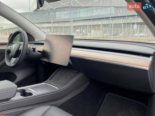 Сірий Тесла Model Y, об'ємом двигуна 0 л та пробігом 9 тис. км за 32490 $, фото 13 на Automoto.ua