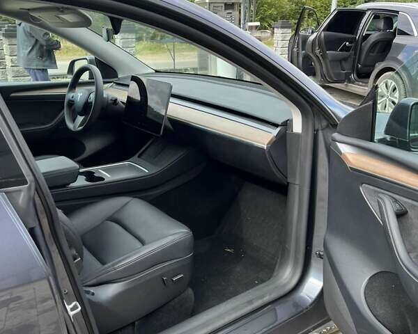 Тесла Model Y 2023 в Тячеве на Automoto.ua Серый Тесла Model Y, объемом двигателя 0 л и пробегом 32 тыс. км за 26700 $, фото 26 на Automoto.ua