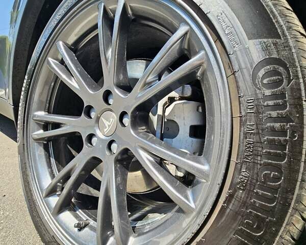 Сірий Тесла Model Y, об'ємом двигуна 0 л та пробігом 29 тис. км за 29900 $, фото 13 на Automoto.ua