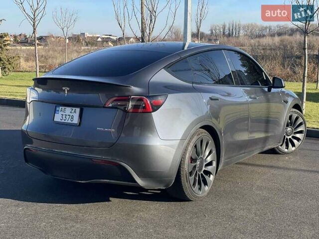 Серый Тесла Model Y, объемом двигателя 0 л и пробегом 15 тыс. км за 31500 $, фото 3 на Automoto.ua