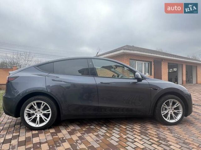 Сірий Тесла Model Y, об'ємом двигуна 0 л та пробігом 9 тис. км за 29900 $, фото 3 на Automoto.ua
