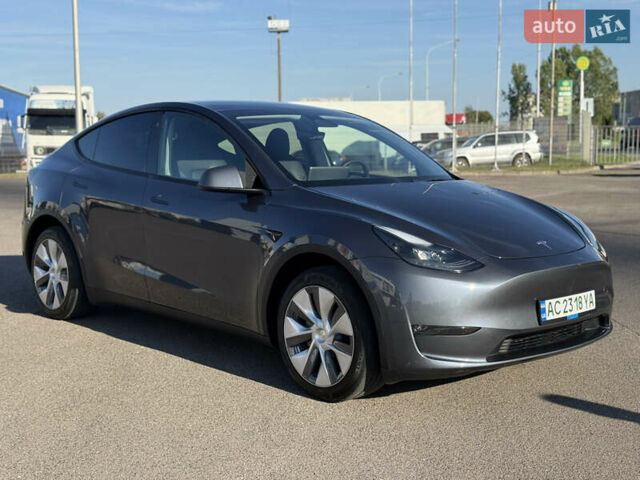 Серый Тесла Model Y, объемом двигателя 0 л и пробегом 46 тыс. км за 28300 $, фото 8 на Automoto.ua
