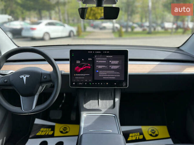 Серый Тесла Model Y, объемом двигателя 0 л и пробегом 16 тыс. км за 28999 $, фото 12 на Automoto.ua