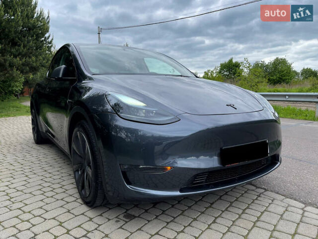 Серый Тесла Model Y, объемом двигателя 0 л и пробегом 19 тыс. км за 33700 $, фото 12 на Automoto.ua