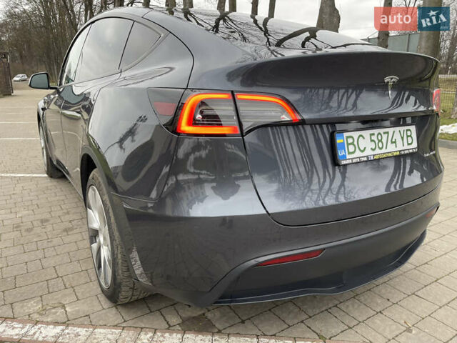 Серый Тесла Model Y, объемом двигателя 0 л и пробегом 35 тыс. км за 29200 $, фото 14 на Automoto.ua