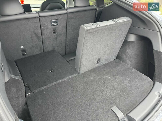 Серый Тесла Model Y, объемом двигателя 0 л и пробегом 35 тыс. км за 29200 $, фото 33 на Automoto.ua