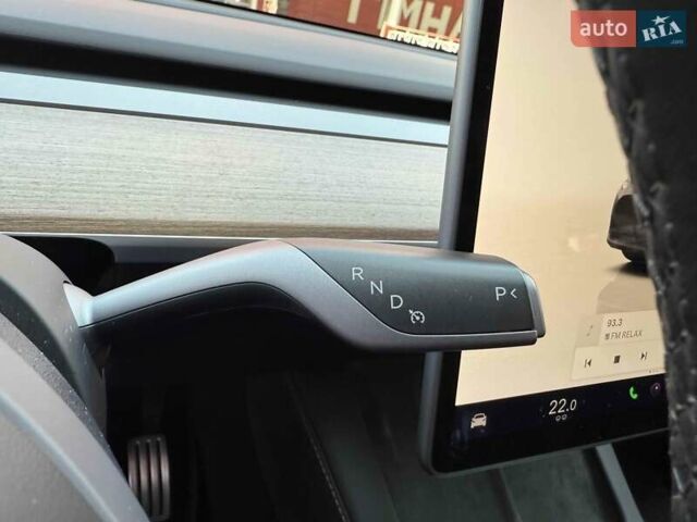 Серый Тесла Model Y, объемом двигателя 0 л и пробегом 20 тыс. км за 42900 $, фото 21 на Automoto.ua