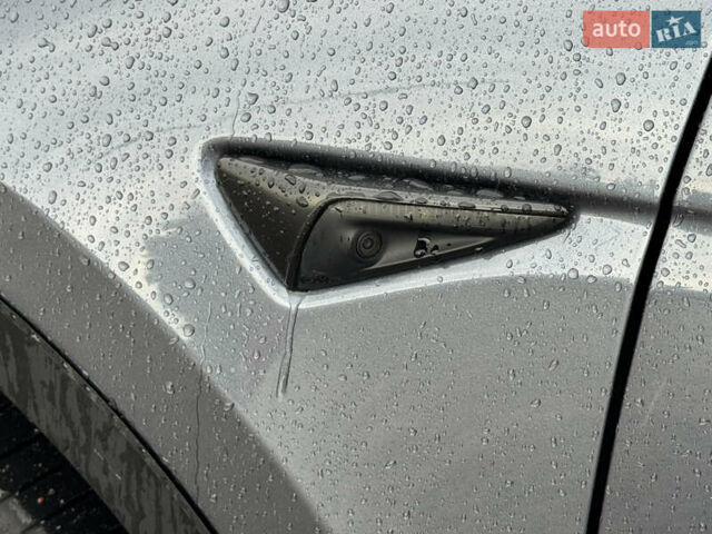 Серый Тесла Model Y, объемом двигателя 0 л и пробегом 66 тыс. км за 27900 $, фото 11 на Automoto.ua