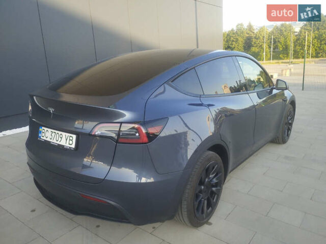 Серый Тесла Model Y, объемом двигателя 0 л и пробегом 10 тыс. км за 32700 $, фото 3 на Automoto.ua