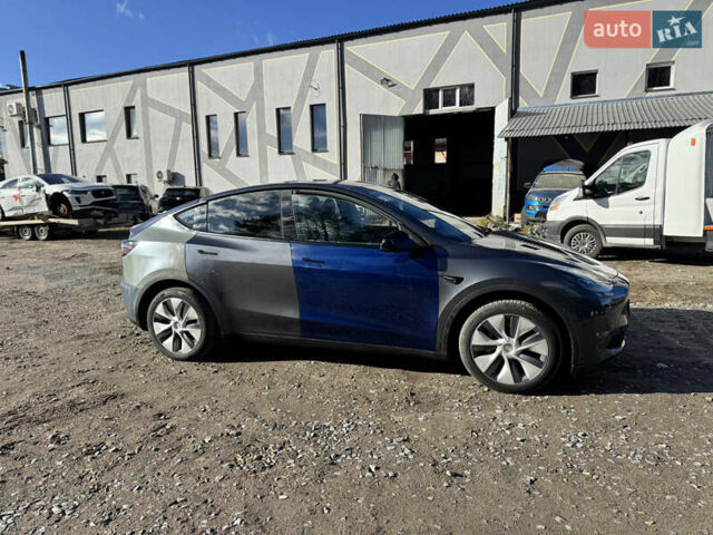 Серый Тесла Model Y, объемом двигателя 0 л и пробегом 22 тыс. км за 21900 $, фото 10 на Automoto.ua
