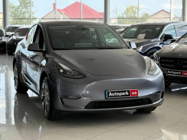 Сірий Тесла Model Y, об'ємом двигуна 0 л та пробігом 4 тис. км за 32990 $, фото 2 на Automoto.ua