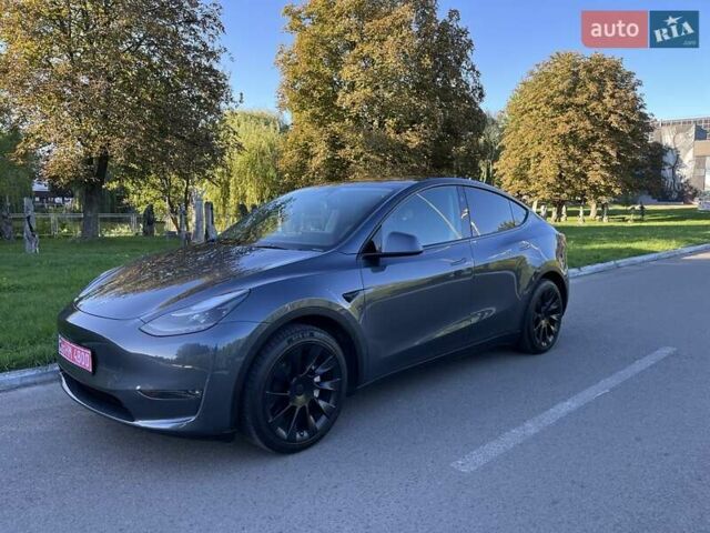Серый Тесла Model Y, объемом двигателя 0 л и пробегом 40 тыс. км за 27700 $, фото 48 на Automoto.ua