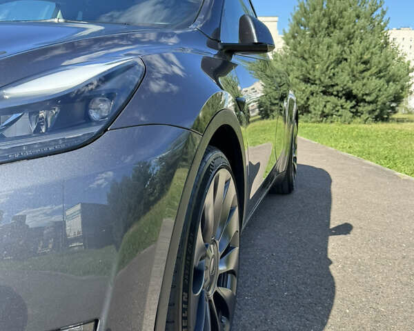 Серый Тесла Model Y, объемом двигателя 0 л и пробегом 36 тыс. км за 29900 $, фото 29 на Automoto.ua