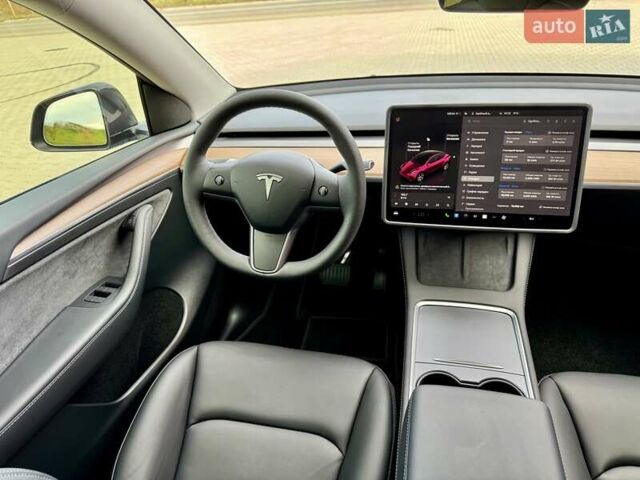 Тесла Model Y 2023 в Черновцах на Automoto.ua Серый Тесла Model Y, объемом двигателя 0 л и пробегом 15 тыс. км за 28500 $, фото 33 на Automoto.ua
