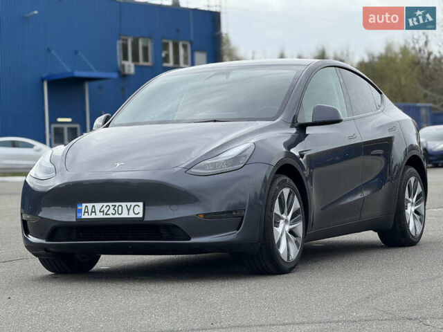 Серый Тесла Model Y, объемом двигателя 0 л и пробегом 10 тыс. км за 27900 $, фото 3 на Automoto.ua