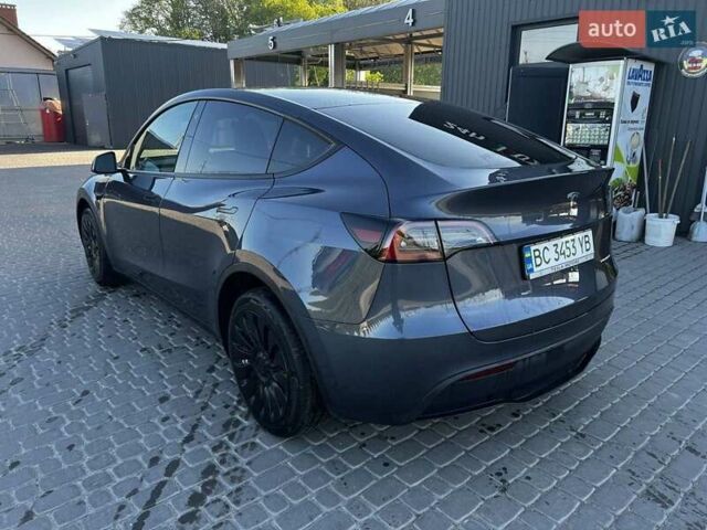Серый Тесла Model Y, объемом двигателя 0 л и пробегом 2 тыс. км за 32500 $, фото 5 на Automoto.ua