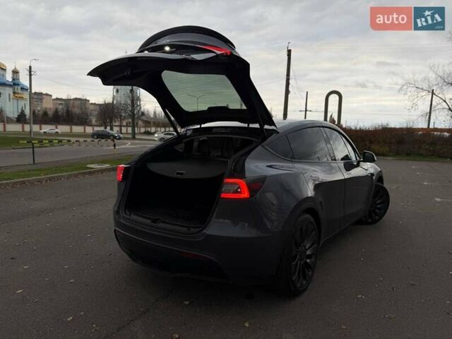 Сірий Тесла Model Y, об'ємом двигуна 0 л та пробігом 70 тис. км за 31500 $, фото 29 на Automoto.ua