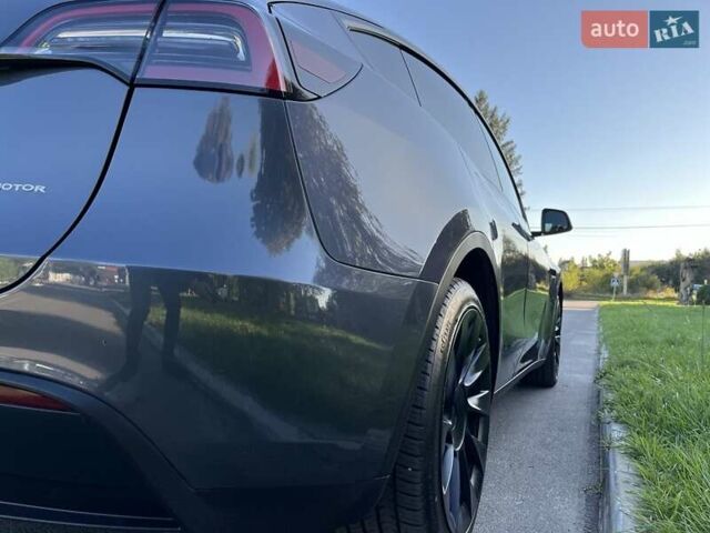 Серый Тесла Model Y, объемом двигателя 0 л и пробегом 40 тыс. км за 27700 $, фото 46 на Automoto.ua
