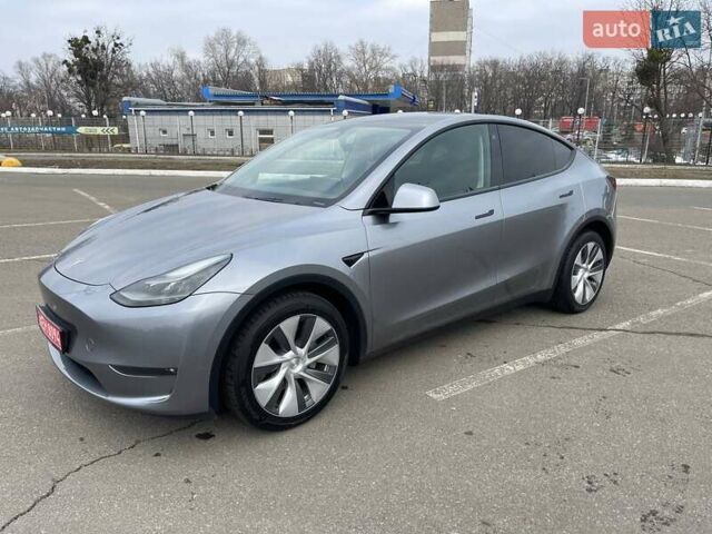 Серый Тесла Model Y, объемом двигателя 0 л и пробегом 25 тыс. км за 37500 $, фото 4 на Automoto.ua