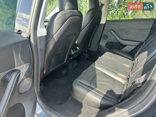 Сірий Тесла Model Y, об'ємом двигуна 0 л та пробігом 32 тис. км за 24700 $, фото 16 на Automoto.ua