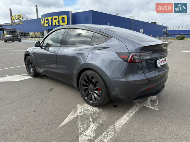 Серый Тесла Model Y, объемом двигателя 0 л и пробегом 71 тыс. км за 28900 $, фото 2 на Automoto.ua