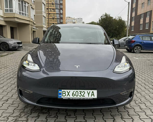 Сірий Тесла Model Y, об'ємом двигуна 0 л та пробігом 37 тис. км за 26800 $, фото 2 на Automoto.ua