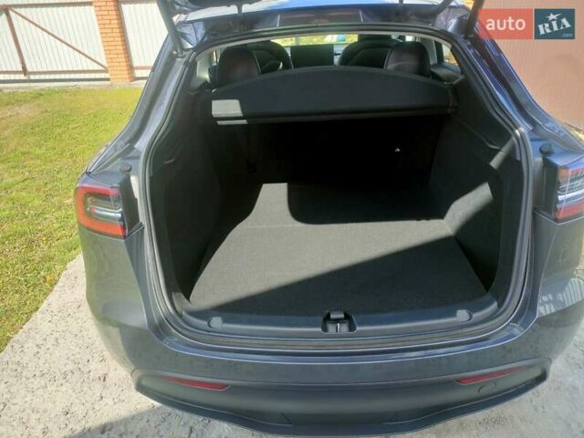 Серый Тесла Model Y, объемом двигателя 0 л и пробегом 30 тыс. км за 32350 $, фото 61 на Automoto.ua